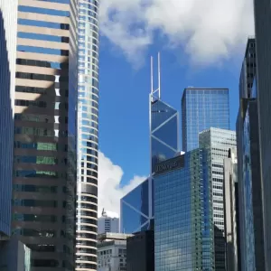 中信里昂：维持哔哩哔哩-W(09626)“跑赢大市”评级 《三国：谋定天下》或带动游戏收入年增80%