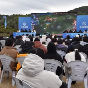 传统佳节碰撞电竞争霸擦出别样“火花”